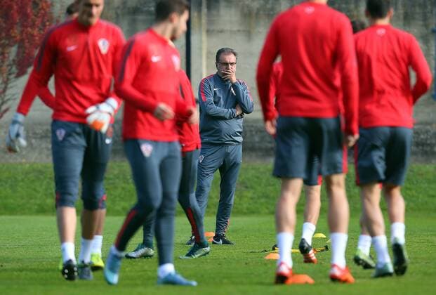 Cro national football team - training 15.11.2015., Zagreb - Croatian national football team on training on stadium in Maksimir. Coach Ante Cacic.  JuricaxGaloic PIXSELL