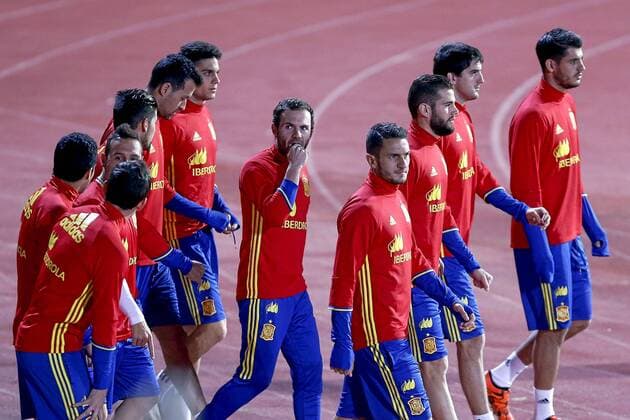 Fußball, Training Nationalmannschaft Spanien Entrenamiento de la Seleccion de Espana. En la imagen, Mata. Spain s training session. In this picture, Mata. xBEATRIZxGUZMANx 