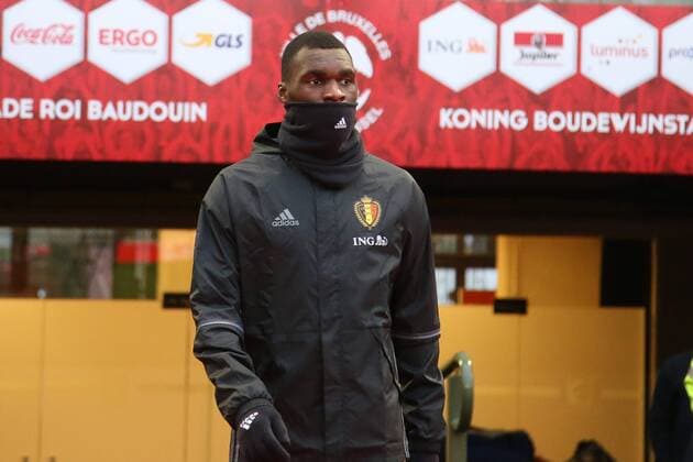 Fußball, Training Nationalteam Belgien - BRUSSELS, BELGIUM: Belgium s Christian Benteke arrives for a training session of the Red Devils, the Belgian national soccer team, Monday 16 November 2015, in Brussels. Tomorrow the Devils are playing Spain in preparation of the Euro2016 European Championships. BRUNOxFAHY  x04741293x