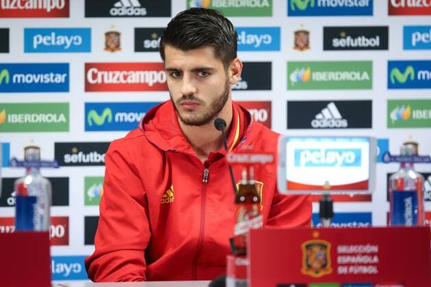 Fußball, PK Nationalteam Spanien - BRUSSELS, BELGIUM: Spain s Alvaro Morata pictured during a press conference PK Pressekonferenz of the Spanish national soccer team, Monday 16 November 2015, in Brussels. Tomorrow Spain is playing the Red Devils, the Belgian national soccer team, in preparation of the Euro2016 European Championships. BRUNOxFAHY  x04741408x