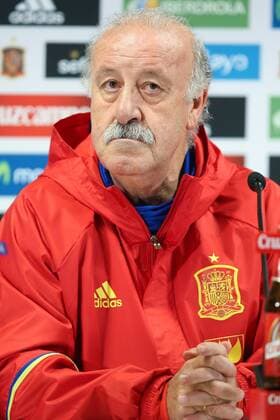 Fußball, PK Nationalteam Spanien - BRUSSELS, BELGIUM: Spain s head coach Vicente del Bosque pictured during a press conference PK Pressekonferenz of the Spanish national soccer team, Monday 16 November 2015, in Brussels. Tomorrow Spain is playing the Red Devils, the Belgian national soccer team, in preparation of the Euro2016 European Championships. BRUNOxFAHY  x04741417x