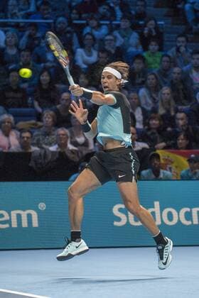 16.11.2015. The O2, London, England. ATP Tennis Herren Tennis Tour Finals. Day 2. Rafael Nadal (ESP) 5 in action during his match against Stan Wawrinka (SUI) 5 . Nadal won the match in straight sets. xStephenxBartholomewx  ActionPlus11682310