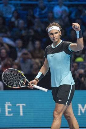 16.11.2015. The O2, London, England. ATP Tennis Herren Tennis Tour Finals. Day 2. Rafael Nadal (ESP) 5 celebrates his straight sets win over Stan Wawrinka (SUI) 5 . xStephenxBartholomewx  ActionPlus11682325