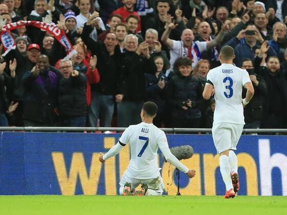 England s Dele Alli celebrates scoring his sides opening goal International Friendly Länderspiel Match- England v France - Wembley Stadium - England - 17th November 2015 - Picture David Klein Sportimage EDITORIAL USE ONLY. No use with unauthorised audio, video, data, fixture lists, club league logos or live services. Online in-match use limited to 120 images, no video emulation. No use in betting, games or single club league player publications.