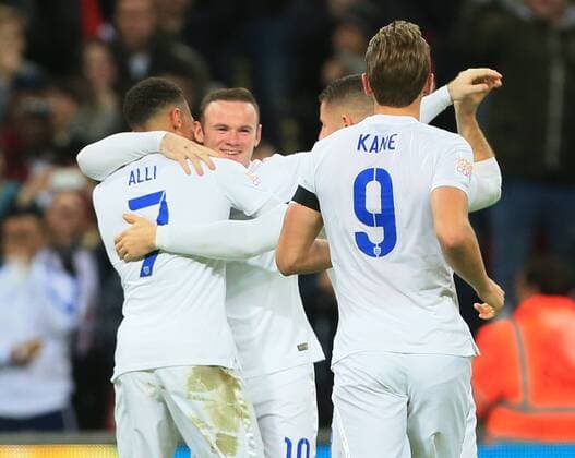 England s Wayne Rooney celebrates scoring his sides second goal International Friendly Länderspiel Match- England v France - Wembley Stadium - England - 17th November 2015 - Picture David Klein Sportimage EDITORIAL USE ONLY. No use with unauthorised audio, video, data, fixture lists, club league logos or live services. Online in-match use limited to 120 images, no video emulation. No use in betting, games or single club league player publications.