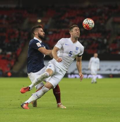 17.11.2015. Wembley Stadium, London, England. International football friendly, England versus France. England s Gary Cahill clears the ball with his head under pressure. xNigelxCookex  ActionPlus11682557