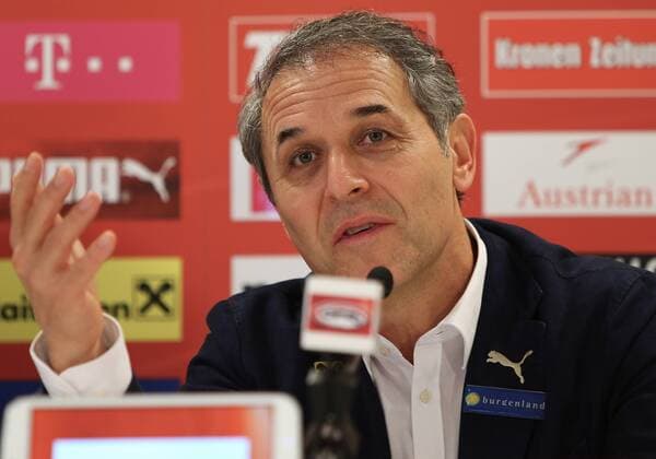 SOCCER - AUT vs SUI, friendly match VIENNA,AUSTRIA,18.NOV.15 - SOCCER - OEFB international match Länderspiel Austria vs Switzerland, press conference PK Pressekonferenz of team AUT. Image shows head coach Marcel Koller (AUT). GEPAxpictures xChristianxOrt
