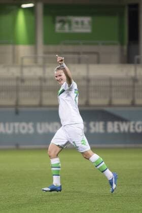 Fußball, UWCL, VfL Wolfsburg - FC Chelsea; Alexandra Popp (Alex Popp, Wolfsburg, 11)Jubel, Torjubel, Freude, Emotion, Torerfolg, Aktion, action, goal, goal celebration, celebrates. xtgx