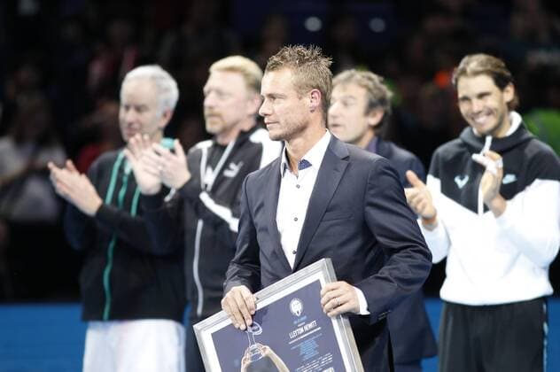 18.11.2015 the O2 London, England. ATP Tennis Herren Tour Finals Day 4 Lleyton Hewitt was presented a special framed image to celebrate his career during the Day Four Barclays ATP World Tour Finals from the O2 Arena xHongboxChenx  ActionPlus11682724