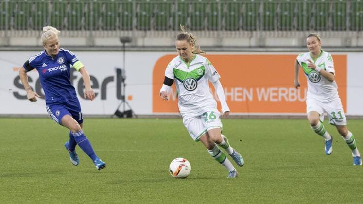 Fußball, UWCL, VfL Wolfsburg - FC Chelsea; Caroline Graham Hansen (Wolfsburg, 26) am Ball. xtgx