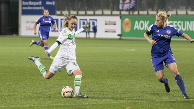 Fußball, UWCL, VfL Wolfsburg - FC Chelsea; Caroline Graham Hansen (Wolfsburg, 26) Trschuss. xtgx