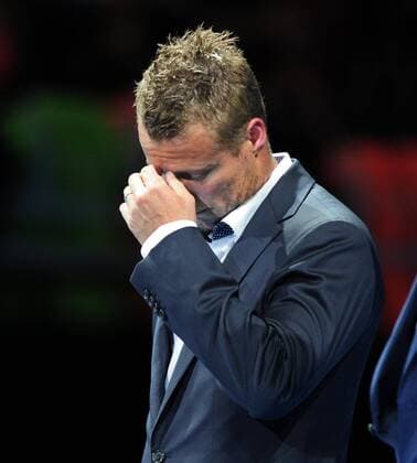 Tennis - 2015 ATP Tennis Herren World Tour Finals at The O2 - Day Four Lleyton Hewitt Presentation on his retirement Lleyton Hewitt ( Australia) shows his emotion during his presentation COLORSPORT ANDREW COWIE 
