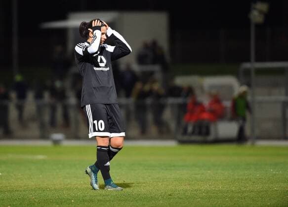 18.11.2015, xjhx, Fussball UEFA Champions League, 1.FFC Frankfurt - LSK Kvinner, emspor, v.l. Dzsenifer Marozsan (1.FFC Frankfurt) enttaeuscht, enttaeuscht schauend, dissapointed