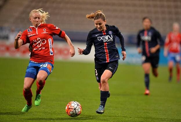 Laure Boulleau (psg) - Julia Spetsmark (ore) FOOTBALL : Paris SG vs KIF Örebro - Champions League Women - 14 10 2015 AnthonyBIBARD FEP Panoramic 