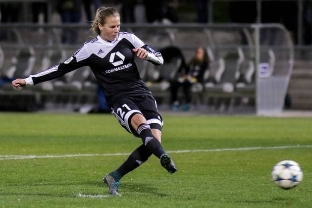 Ana-Maria Crnogorcevic (Frankfurt, 21) schießt ihren Elfmeter, im Elfmeterschießen, Freisteller, Einzelbild, Aktion, Action, Fussball, UEFA Women s Champions League, 1. FFC Frankfurt - Lilleström SK Kvinner, xozx