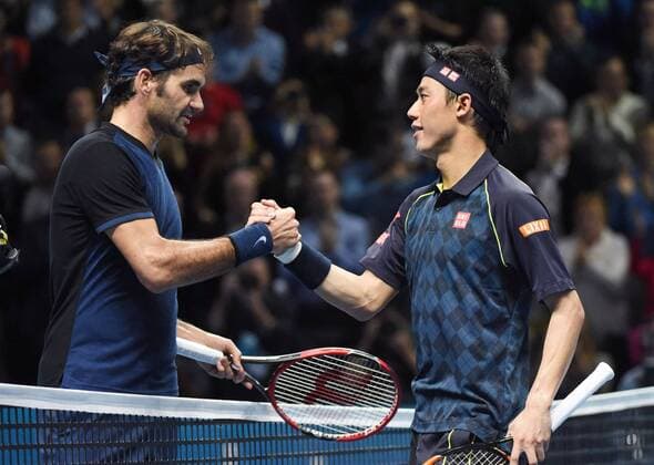 Nishikori knocked out of Tour Finals in loss to Federer Roger Federer (L) and Kei Nishikori shake hands after their group-stage match of the ATP Tennis Herren World Tour Finals in London on Nov. 19, 2015. Federer won 7-5, 4-6, 6-4 to finish the group stage undefeated and knock Nishikori out of the tournament. 