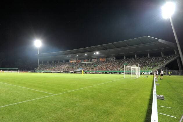 Reutlingen 8100 Zuschauer, volle Tribüne, gute Stimmung Copyright: Baurx xEibner-Pressefoto EP_joba