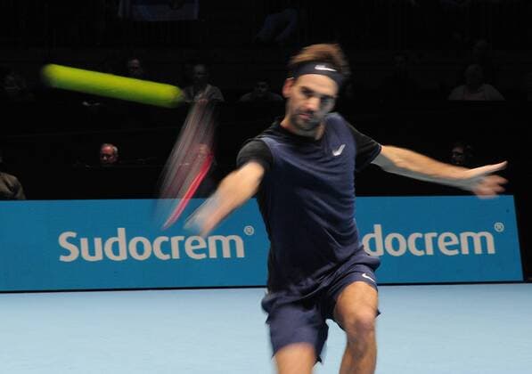 Tennis - 2015 ATP Tennis Herren World Tour Finals at The O2 - Day Seven Singles Final : Novak Djokovic (Srb) v Roger Federer (Sui) Roger Federer COLORSPORT ANDREW COWIE 