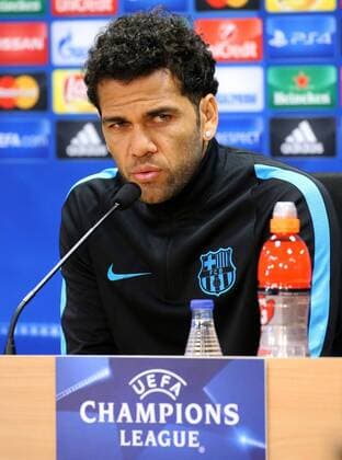 BARCELONA -november 23- BARCELONA: Dani Alves in the press conference PK Pressekonferenz previous to the Champions League match against Roma. Photo: Joan Valls Urbanandsport Cordon Press 