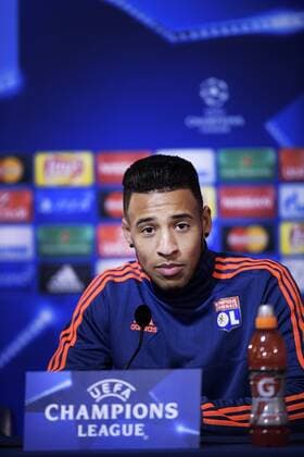 Fußball, Champions League, Olympique Lyon PK - LYON, FRANCE: Lyon s Corentin Tolisso pictured during a press conference PK Pressekonferenz of Olympique Lyonnais, in Lyon, France, Monday 23 November 2015. Belgian first league soccer team KAA Gent will play tomorrow its fifth game in the group H, in the group stage of the Uefa Champions League competition against French club Olympique Lyonnais. YORICKxJANSENS  x04744853x