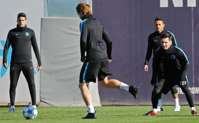 Fußball, Champions League, FC Barcelona Training Nov. 23, 2015 - BARCELONA -november 23- BARCELONA: Leo Messi in the FC Barcelona Barca training previous to the Champions League match against Roma. Photo: FC Barcelona Training and press conference PK Pressekonferenz  - ZUMAn230
