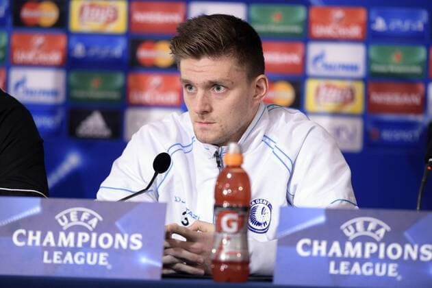 Fußball, Champions League, KAA Gent PK - LYON, FRANCE: Gent s Thomas Foket pictured during a press conference PK Pressekonferenz of KAA Gent, in Lyon, France, Monday 23 November 2015. Belgian first league soccer team KAA Gent will play tomorrow its fifth game in the group H, in the group stage of the Uefa Champions League competition against French club Olympique Lyonnais . YORICKxJANSENS  x04744885x