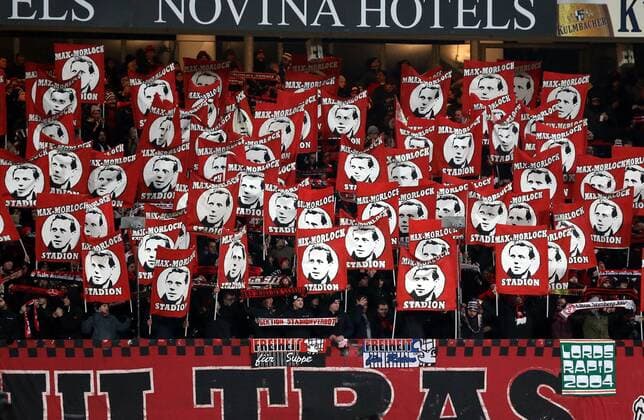 23.11.2015 - Fussball - Saison 2015 2016 - 2. Fussball - Bundesliga - 15. Spieltag: 1. FC Nürnberg Nuernberg FCN - Eintracht Braunschweig BTSV - DaMa - Choreografie der Clubfan Clubfans FCN-Fans Fans vor Spielbeginn für Max-Morlock-Stadion