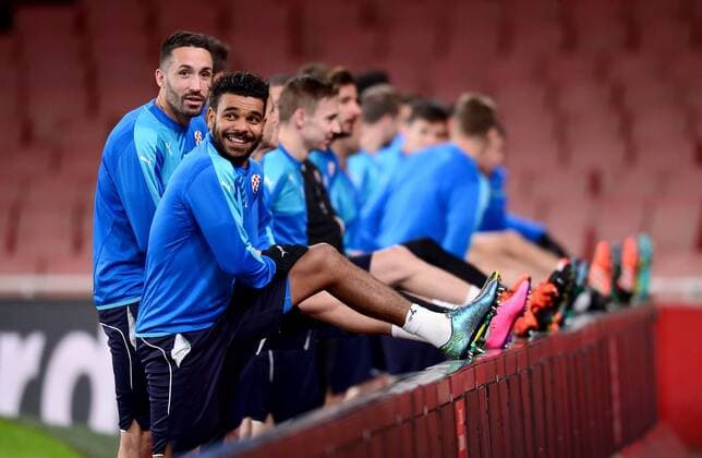 Fußball, Champions League, Dinamo Zagreb Training GNK Dinamo training - London, UK 23.11.2015.,London - Nogometasi GNK Dinamo Zagreb odradili trening na Emirates stadionu i odrzali konferenciju za medije uoci sutrasnjeg ogleda s Arsenalom. El Arabi Hilal Soudani.  MarkoxPrpic PIXSELL