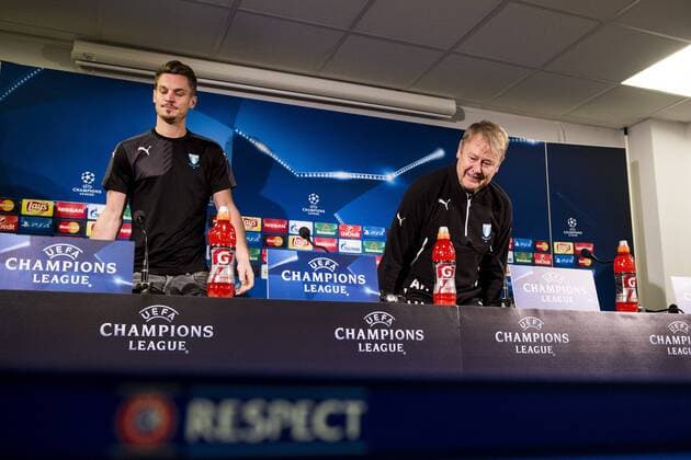 Fußball, Champions League, PK Malmö FF 151124 Malmö FFs Markus Rosenberg och tränare ge Hareide under en presskonferens inför fotbollsmatchen i Champions League den 24 november 2015 i Malmö.  Copyright: PETTERxARVIDSON BB151124PA082