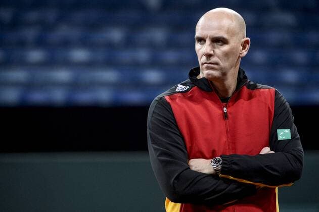 Tennis, Davis Cup Finale in Belgien - Training Belgien - GENT, BELGIUM: Davis Cup captain Johan Van Herck pictured during a training practice ahead of the Davis Cup World Group final between Belgium and Great Britain, Tuesday 24 November 2015, at Flanders Expo in Gent. The final will be played from 27 to 29 November 2015 in Gent Flanders Expo. DIRKxWAEM  x04745115x