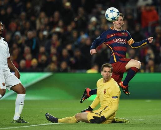 Barcelona, 24.11.2015 - Fussball - UEFA Champions League 2015 2016 - FC Barcelona vs AS Roma - gol Lionel Messi 