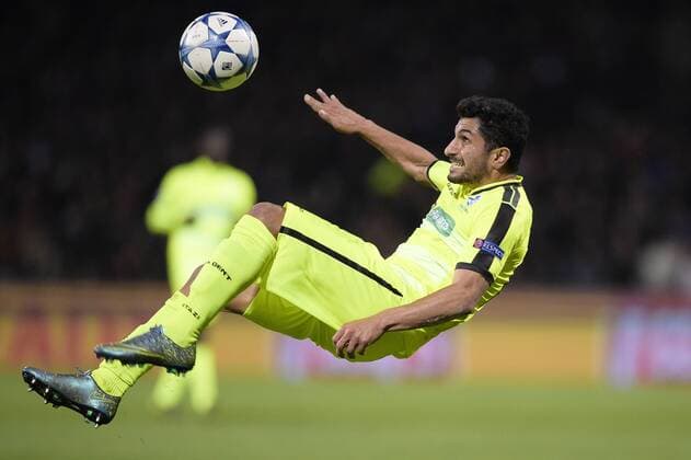Fußball, Champions League, Olympique Lyon - KAA Gent - LYON, FRANCE: Gent s Kenneth Saief pictured in action during the game between French club Olympique Lyonnais and Belgian first league soccer team KAA Gent, the fifth game in the group H, in the group stage of the Uefa Champions League competition, in Lyon, France, Tuesday 24 November 2015. YORICKxJANSENS  x04745511x