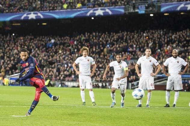 Neymar da Silva Santos Junior of FC Barcelona Barca misses a penalty Barcelona v AS Roma Topvoetbal 2015 2016 xVIxGerritxvanxKeulenxIVx 4623695