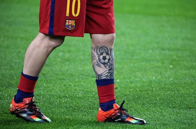 Nov. 24, 2015 - Barcelona, Catalonia, Spain - BARCELONA -november 24- SPAIN: Leo Messi tattoo during the match against FC Barcelona Barca and AS Roma, corresponding to the round 5 of the Champions League, played at the Camp Nou, on november 24, 2015. Photo: Champions, Barcelona v Roma  - ZUMAn230