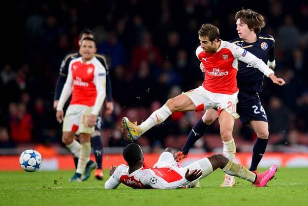 Arsenal vs Dinamo - London, UK 24.11.2015., London, UK - UEFA Champions League, group F, Arsenal FC - GNK Dinamo Zagreb. Mathieu Flamini, Ante Coric.  MarkoxPrpic PIXSELL