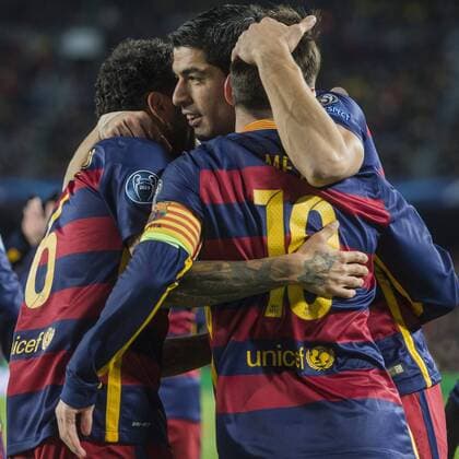 (L-R) Daniel Alves da Silva of FC Barcelona Barca Luis Alberto Suarez Diaz of FC Barcelona, Lionel Andres Messi of FC Barcelona Barcelona v AS Roma Topvoetbal 2015 2016 xVIxGerritxvanxKeulenxIVx 4623899