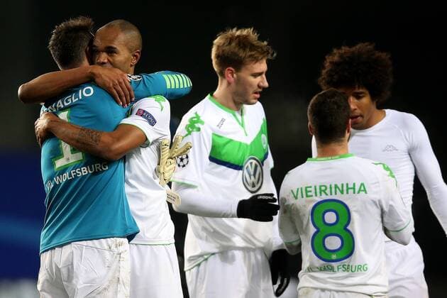 MOSCOW REGION, RUSSIA. NOVEMBER 25, 2015. Wolfsburg s players celebrate their victory in the 2015 16 Season UEFA Champions League Group B Round 5 football match against FC CSKA at the Arena Khimki Stadium. VfL Wolfsburg won the game 2:0. Sergei Fadeichev TASS  TS0129D2