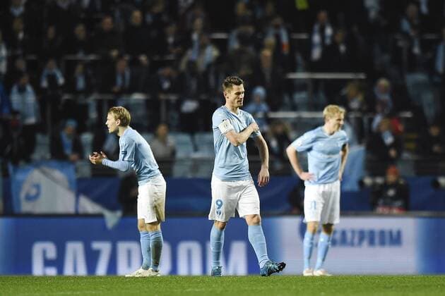 Fußball, Champions League, Malmö FF - Paris St. Germain Oscar Lewicki, Markus Rosenberg, Franz Brorsson - Malmö, Schweden - Champions League, Malmö FF vs. Paris Saint Germain PSG.  Copyright: PETTERxARVIDSON BB151125PA095