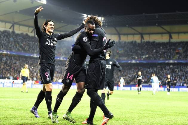 Fußball, Champions League, Malmö FF - Paris St. Germain Adrien Rabiot, Edinson Cavani, Blaise Matuidi - Malmö, Schweden - Champions League, Malmö FF vs. Paris Saint Germain PSG.  Copyright: LUDVIGxTHUNMAN BB151125LT024