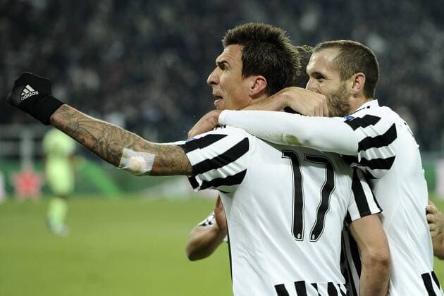 Turin, 25.11.2015 - Fussball - UEFA Champions League 2015 2016 - Juventus Turin vs Manchester City - gol Mario Mandzukic 