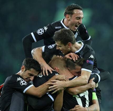 25.11.2015, Fussball UEFA Champions League 2015 2016, Gruppenphase, 5.Spieltag, Borussia Mönchengladbach - FC Sevilla, im Borussia-Park Mönchengladbach. Jubel Gladbach zum Tor zum 1:0 