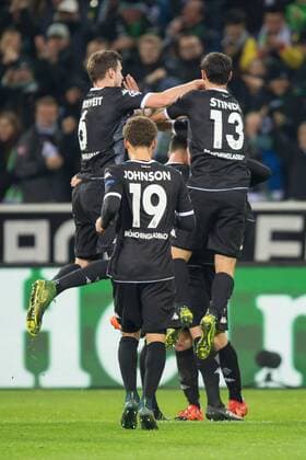 Mittwoch 25.11.2015, UEFA Champions League, Saison 2015 2016, 5. Spieltag in Moenchengladbach, Borussia Moenchengladbach - Sevilla FC, jubel nach dem treffer zum 1:0 durch Lars Stindl (Gladbach) DeFodi001
