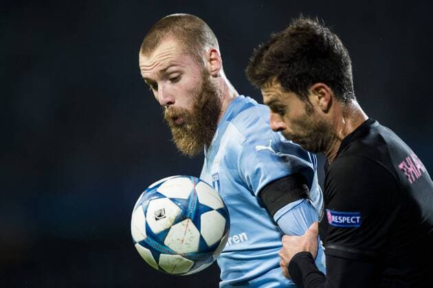 Fußball, Champions League, Malmö FF - Paris St. Germain Jo Inge Berget, Thiago Motta - Malmö, Schweden - Champions League, Malmö FF vs. Paris Saint Germain PSG.  Copyright: PETTERxARVIDSON BB151125PA116
