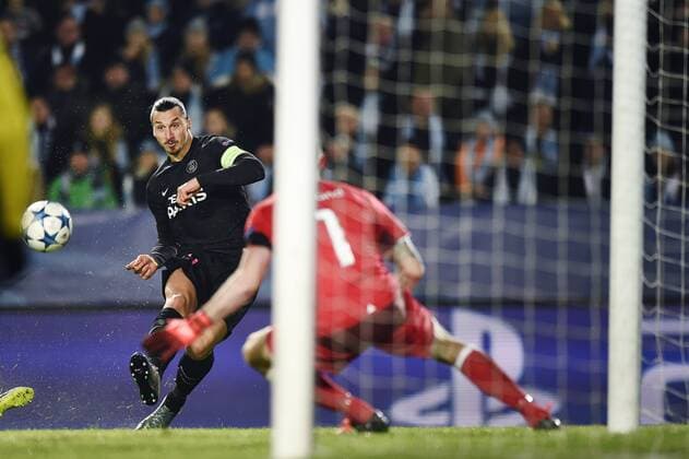 Fußball, Champions League, Malmö FF - Paris St. Germain Zlatan Ibrahimovic - Malmö, Schweden - Champions League, Malmö FF vs. Paris Saint Germain PSG.  Copyright: PETTERxARVIDSON BB151125PA126