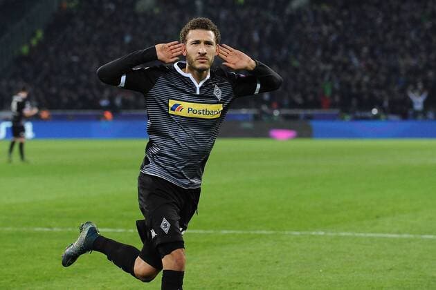 Fußball Champions League Gruppenphase 5. Spieltag Borussia Mönchengladbach - FC Sevilla am 25.11.2015 im Borussia-Park in Mönchengladbach Torjubel zum 2:0 durch Fabian Johnson ( Mönchengladbach ) xTTx