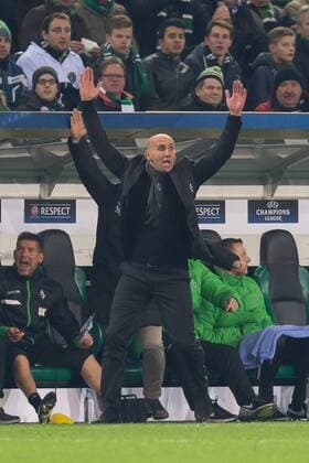 Mittwoch 25.11.2015, UEFA Champions League, Saison 2015 2016, 5. Spieltag in Moenchengladbach, Borussia Moenchengladbach - Sevilla FC, Trainer Andre Schubert (Gladbach) DeFodi001