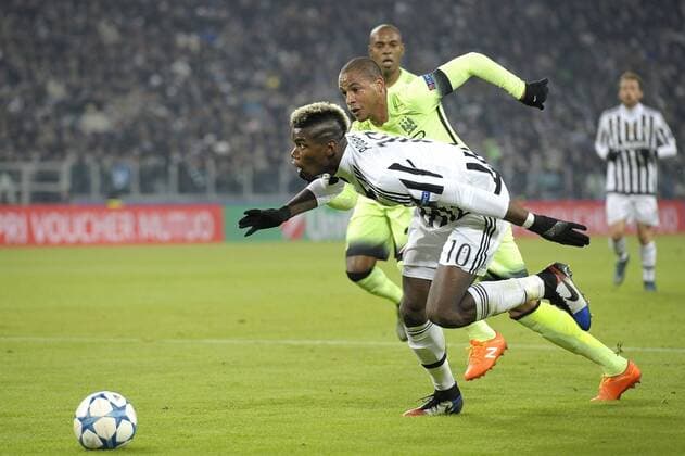Paul Pogba Juventus, Fernando City - Turin, 25.11.2015 - Fussball - UEFA Champions League 2015 2016 - Juventus Turin vs Manchester City - filippoxalfero