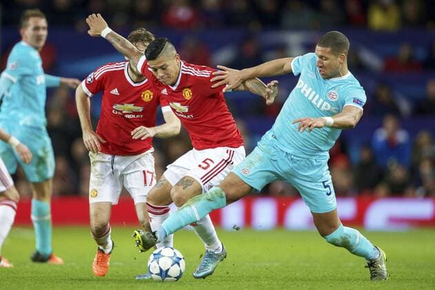 (L-R) Marcos Rojo of Manchester United ManU Jeffrey Bruma of PSV during the UEFA Champions League group B match between Manchester United and PSV Eindhoven on November 25, 2015 at Old Trafford in Manchester, England Manchester United v PSV Eindhoven Champions Laegue 2015 2016 xVIxxIVx 4625448