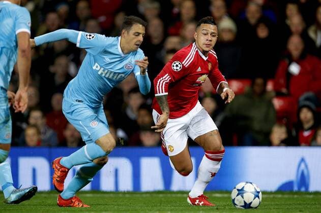 (L-R) Santiago Arias of PSV, Memphis Depay of Manchester United ManU during the UEFA Champions League group B match between Manchester United and PSV Eindhoven on November 25, 2015 at Old Trafford in Manchester, England Manchester United v PSV Eindhoven Champions Laegue 2015 2016 xVIxVIxIMAGESx xEricxVerhoevenxIVx 4625486