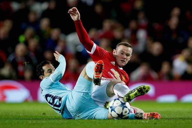 (L-R) Andres Guardado of PSV, Wayne Rooney of Manchester United ManU during the UEFA Champions League group B match between Manchester United and PSV Eindhoven on November 25, 2015 at Old Trafford in Manchester, England Manchester United v PSV Eindhoven Champions Laegue 2015 2016 xVIxVIxIMAGESx xEricxVerhoevenxIVx 4625488